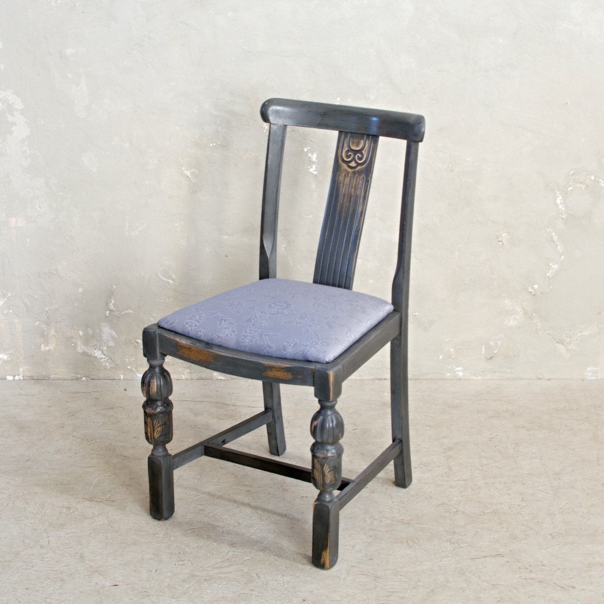 Prodej renovovaného nábytku Praha provence židle